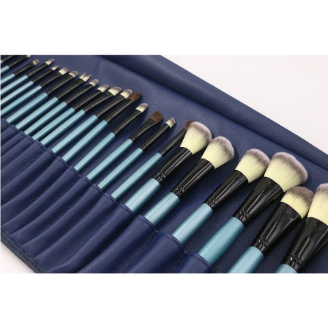 32 blue makeup brushes